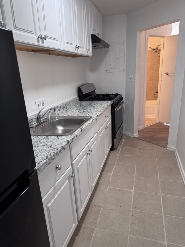 Photo - 2924 Southern Ave SE Unidad 1