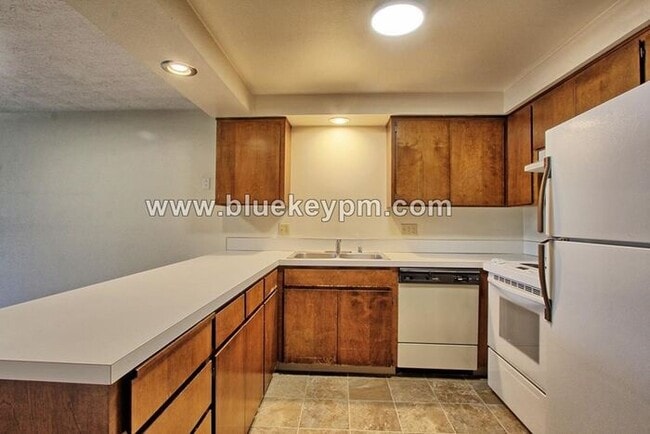 Photo - Unit #4- 2 Bed, 1 Bath Unit in Battle Grou...