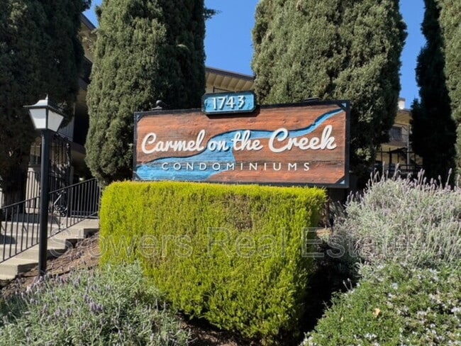 Photo - 1743 Carmel Dr Unidad #23