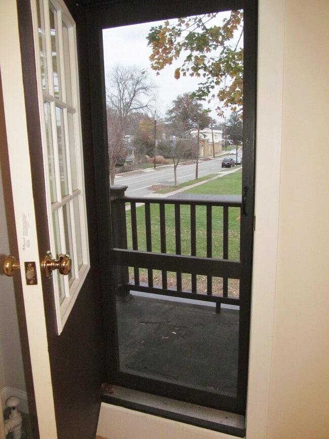 Photo - 146 E Cliff St Unit 2