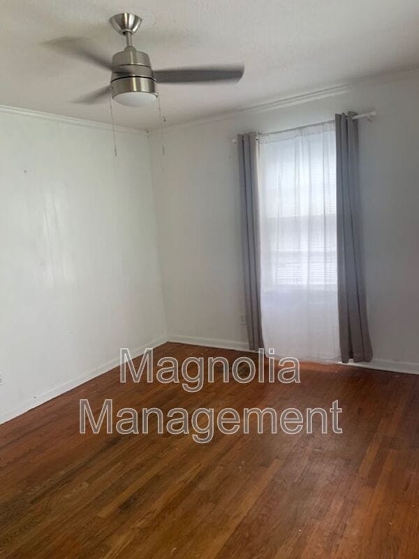 Photo - 471 Shepard Rd