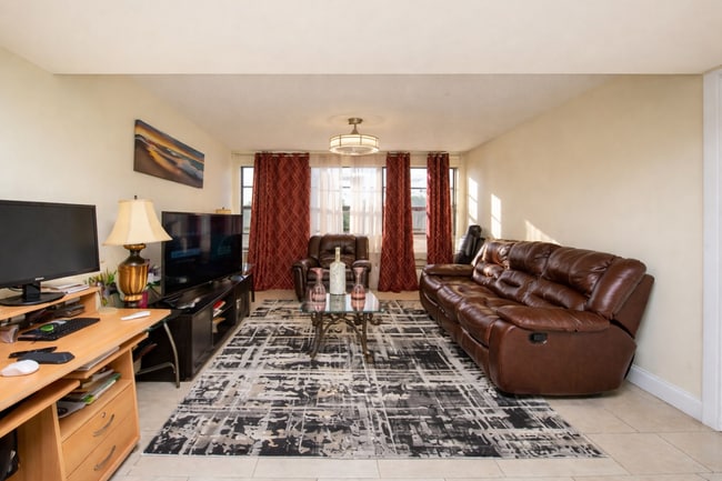 Photo - 3515 Village Blvd Unit 304