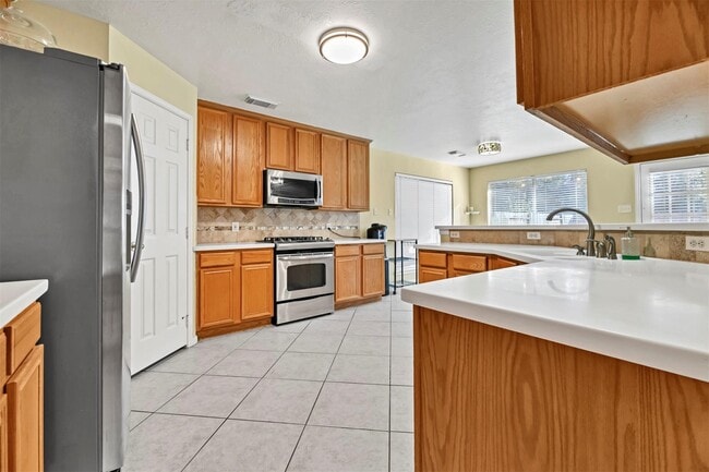 Photo - 1802 Whispering Forest Dr