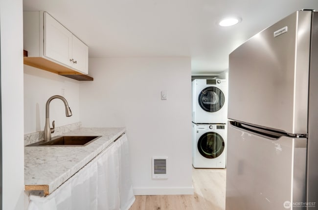 Photo - Private Property 2 BD, 2 BATH House!