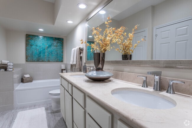 2 BR, 2 BA - 1498 SF