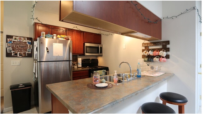 Photo - Phoenix on Court