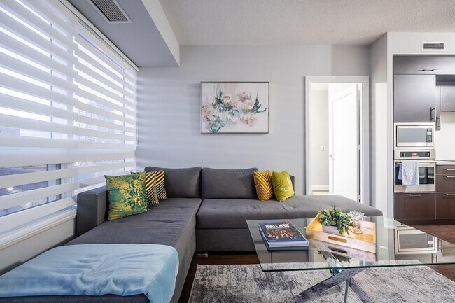 Photo - 5 Sheppard Ave Unit ID1345971P