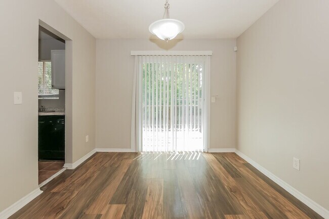 Photo - 4522 Doral Dr SW