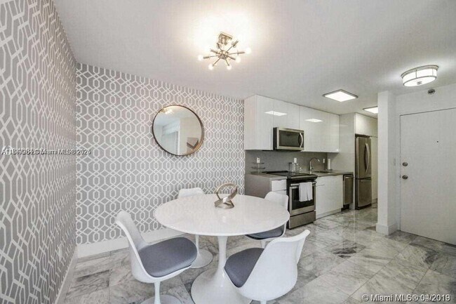Photo - 1255 Collins Ave Unit 507
