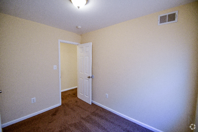 Building Photo - 1737 T St SE Rental