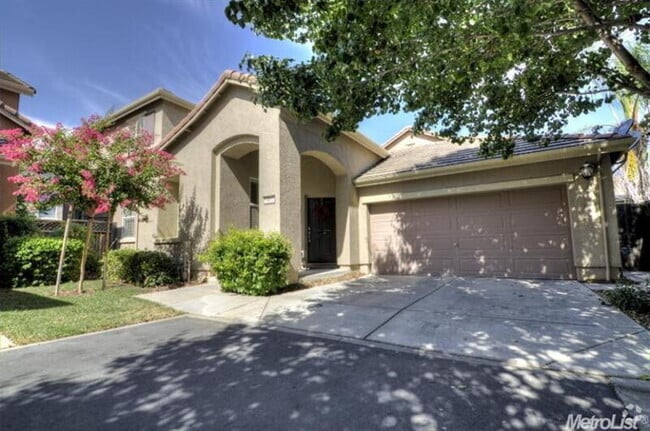 Building Photo - 1411 Landmark Cir Rental