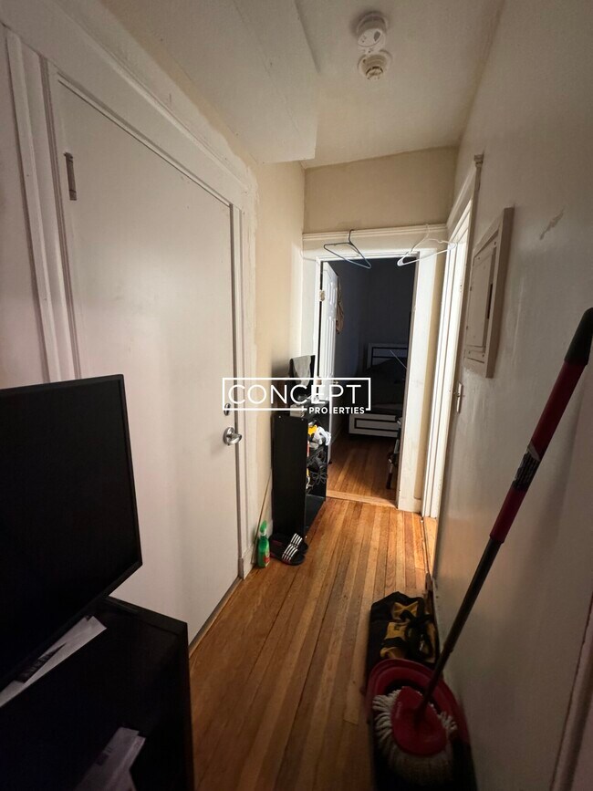 Photo - 19 Peterborough St Unit 5CP