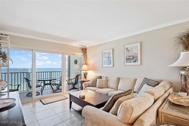 Photo - 3443 Gulf Shore Blvd N Unidad 808