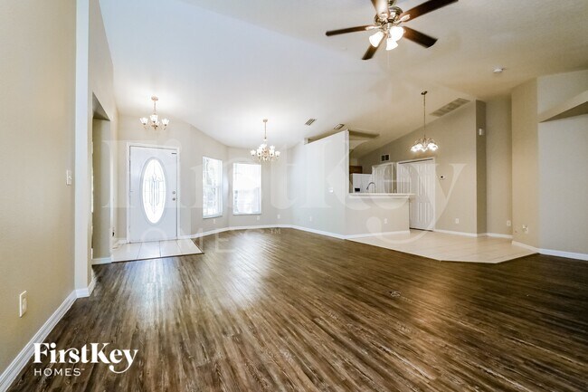 Photo - 4003 Kingsfield Dr