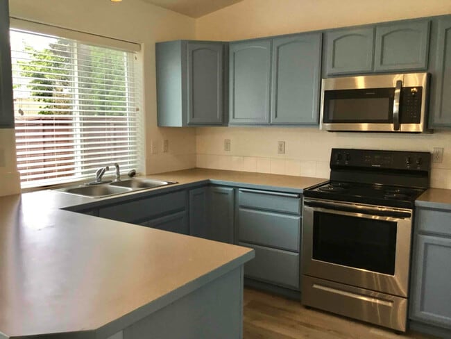 Photo - 2917 W Versailles Dr