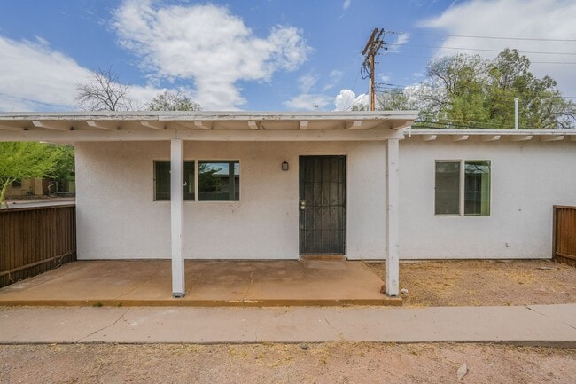 Building Photo - 428 N Norris Ave Unit 1 Rental