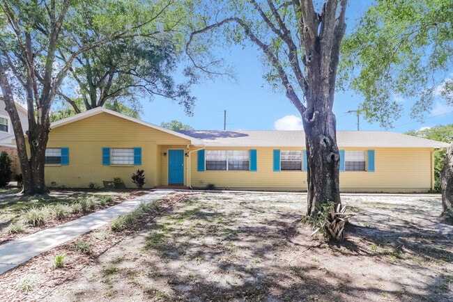 Building Photo - 528 Crestover Dr Rental