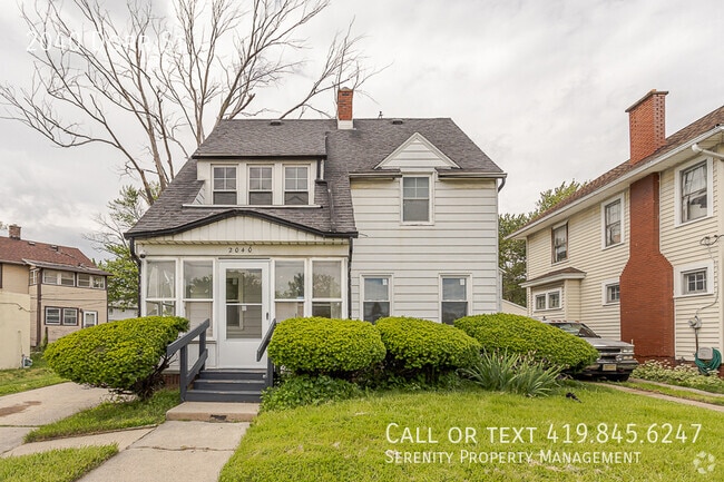 Building Photo - 2040 Dorr St Rental