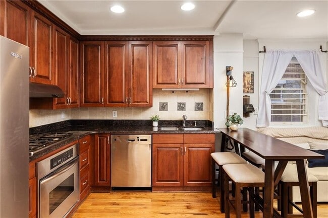 Photo - 259 14th St NE