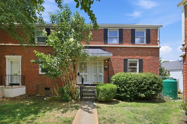 Building Photo - Updated 2BR Condo | Walk to Village District + Private Deck!