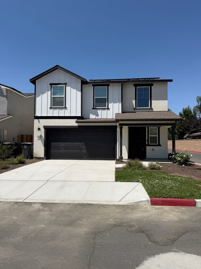 Building Photo - Beautiful New Home for rent in Tulare!