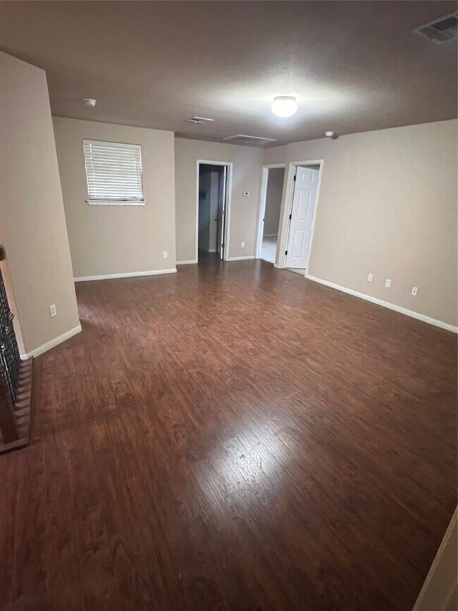 Photo - 30003 Bumble Bee Dr