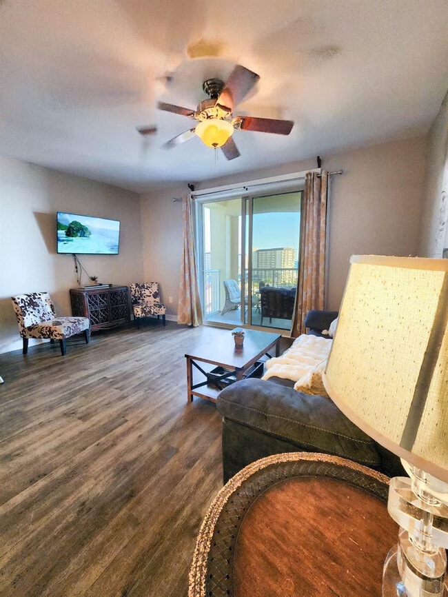 Building Photo - 11800 Front Beach Rd Unit ID1468541P