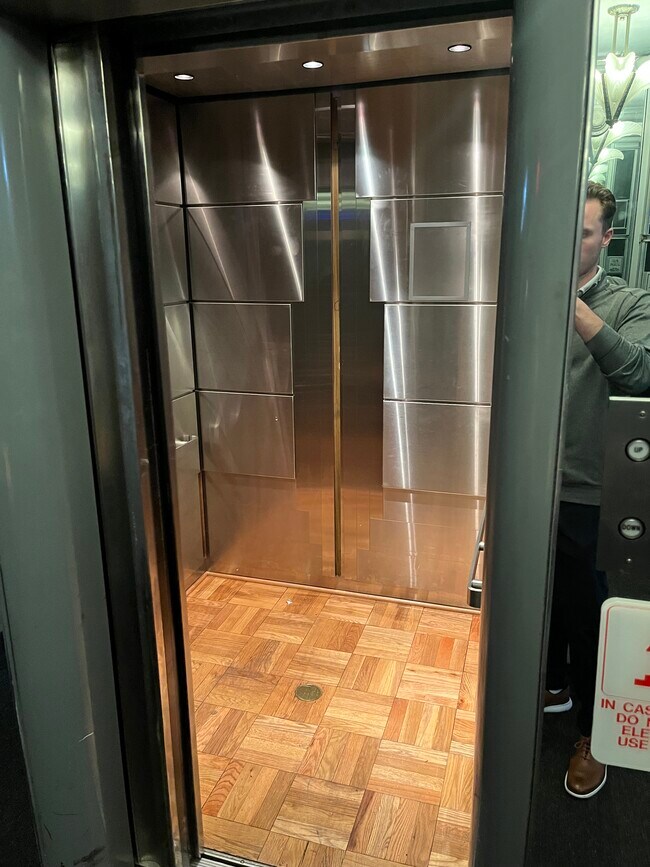 1 of 3 Elevators