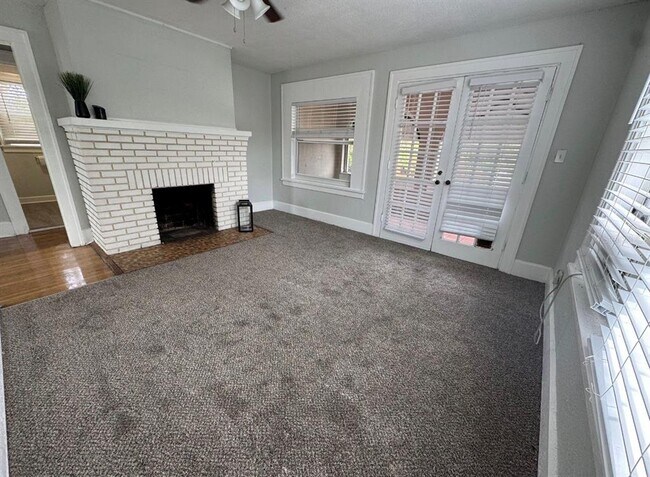 Photo - 1310 28th St N Unidad Upper