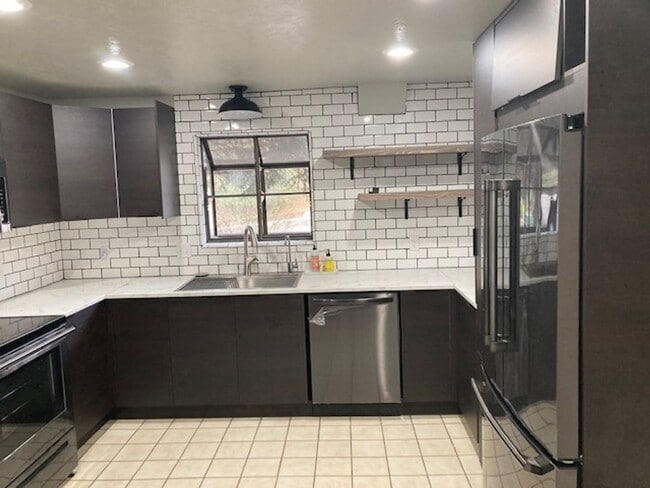 Photo - 1501 E Shenandoah Ct