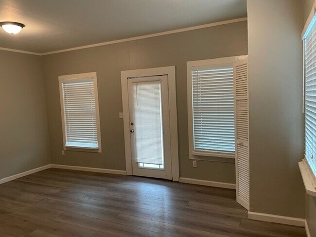 Photo - Newly remodeled, one-bedroom, one-bathroom... Apartamento Unidad 1218