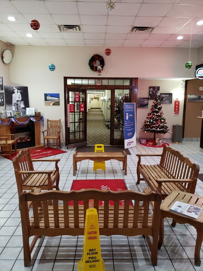 Entrance to the rooms - 1909 Harper Rd Unit 103to 324