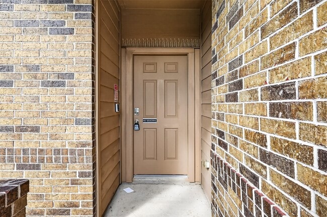 Photo - 19023 Ayston Dr