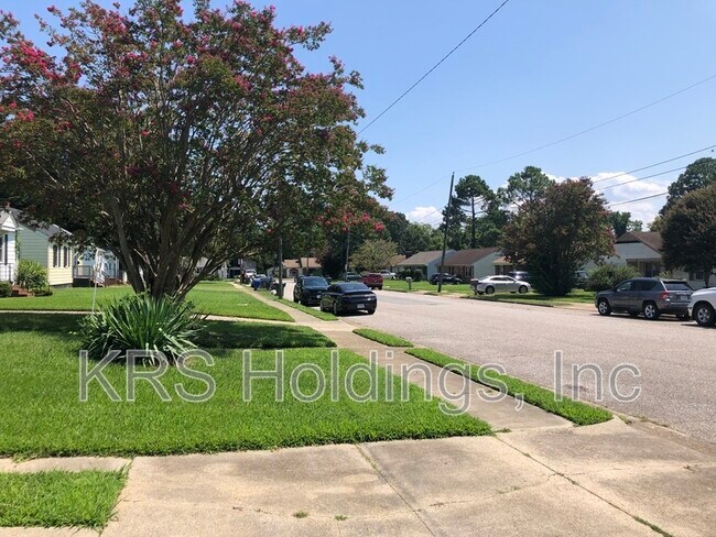 Photo - 226 Hickory Ave