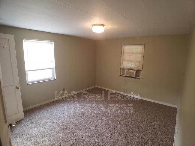 Photo - 1018 Summit St