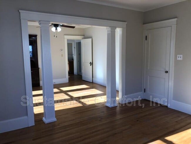 Photo - 26 Sterling St