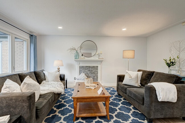 Photo - Beautiful 3 Bedroom Byron Bungalow * Available Aug 1st **