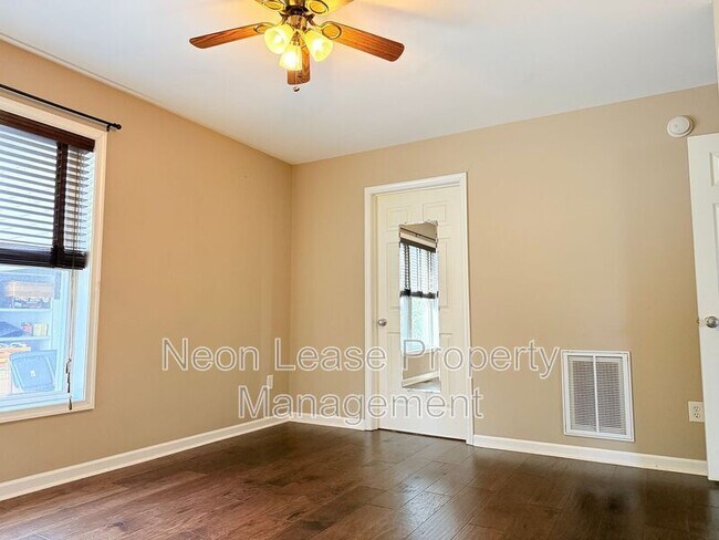 Photo - 1092 McGinnes Rd