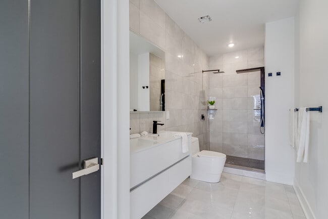 Photo - 2603 E Boston St Unit 2