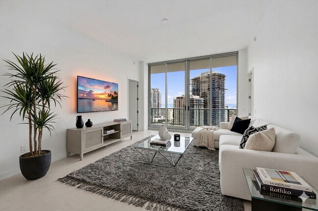 Photo - 400 Central Ave