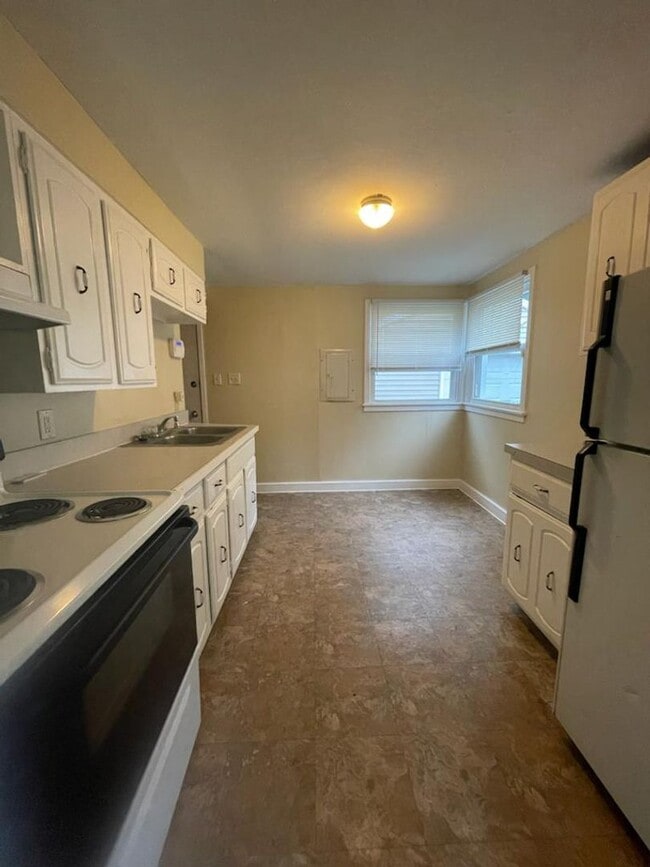 Photo - 2421 Hollywood Pl