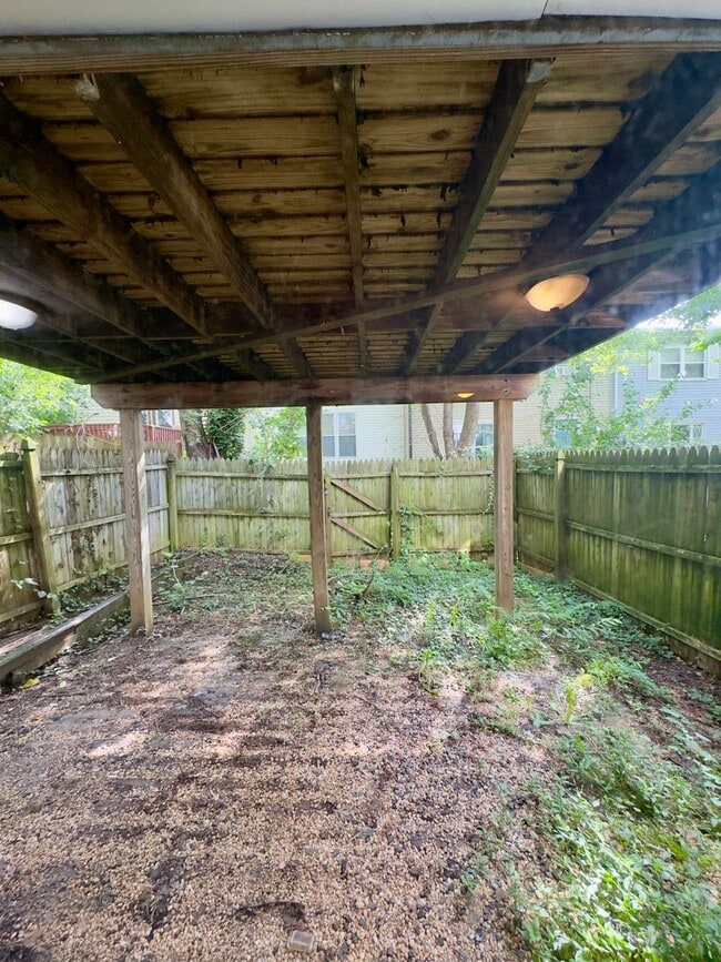 Photo - 1830 Eloise Ln