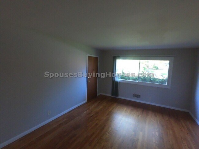 Photo - 6129 Laurel Hall Dr