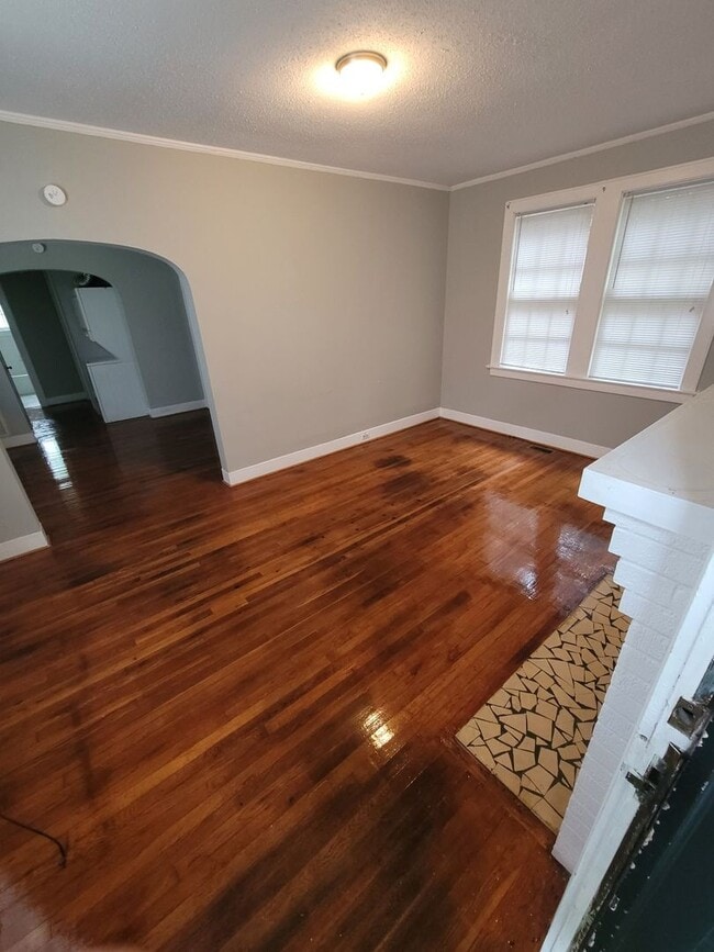 Photo - 202 South Harden Street