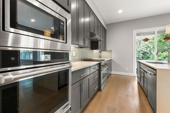 Photo - 10805 NW Cornell Rd