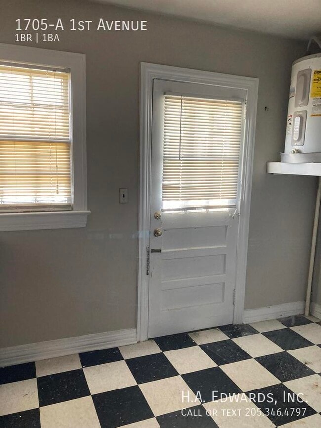 Photo - 1705 1st Ave