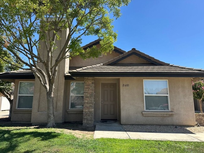 Building Photo - 2601-2607 W Oriole Unit 2601