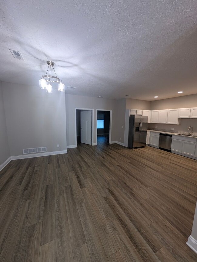 Photo - 2 Bedroom Ranch Treadway Ponds