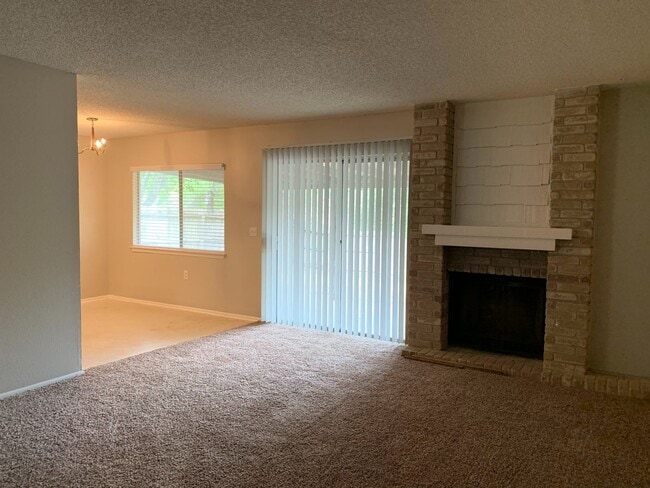 Photo - NICE 3 BEDROOM IN NORTH EAST ISD - EASY ACCESS TO RANDOLPH AFB, FT. SAM, 1604, 35, & SHOPPING