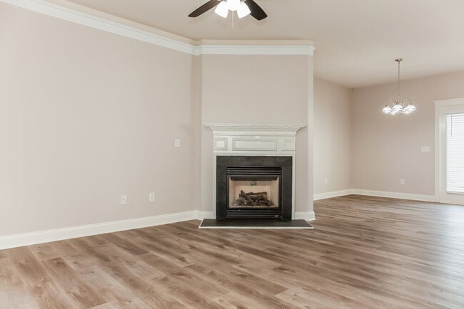 Photo - 7314 Darblay St